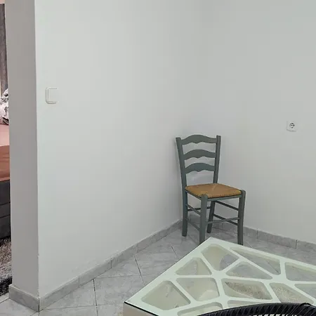 Kartal In The Center Of Near The Beach *