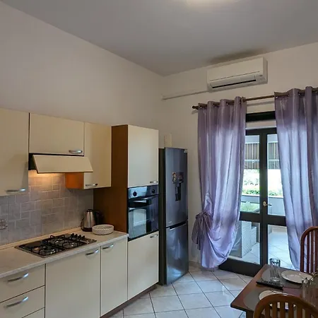 Kartal In The Center Of Near The Beach Holiday home