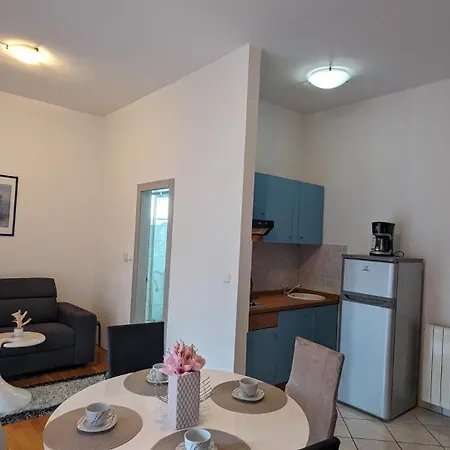 Kartal In The Center Of Near The Beach Holiday home Porec