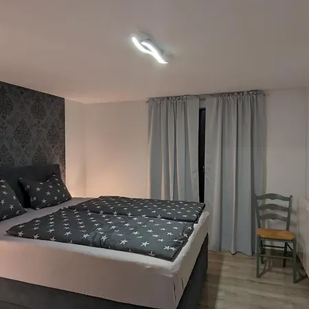 Kartal In The Center Of Near The Beach * Porec
