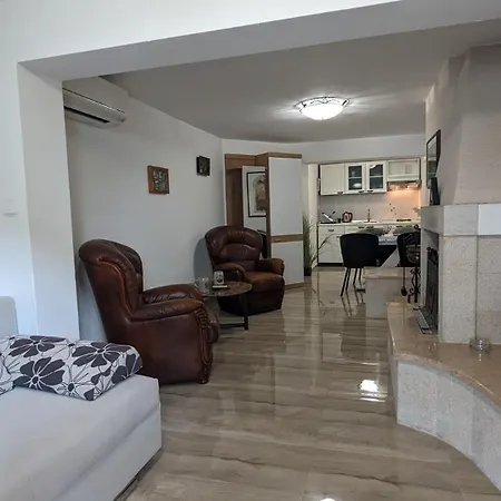 Holiday home Kartal In The Center Of Near The Beach