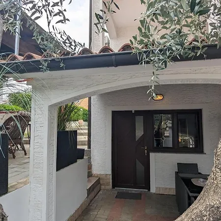 Holiday home Kartal In The Center Of Near The Beach